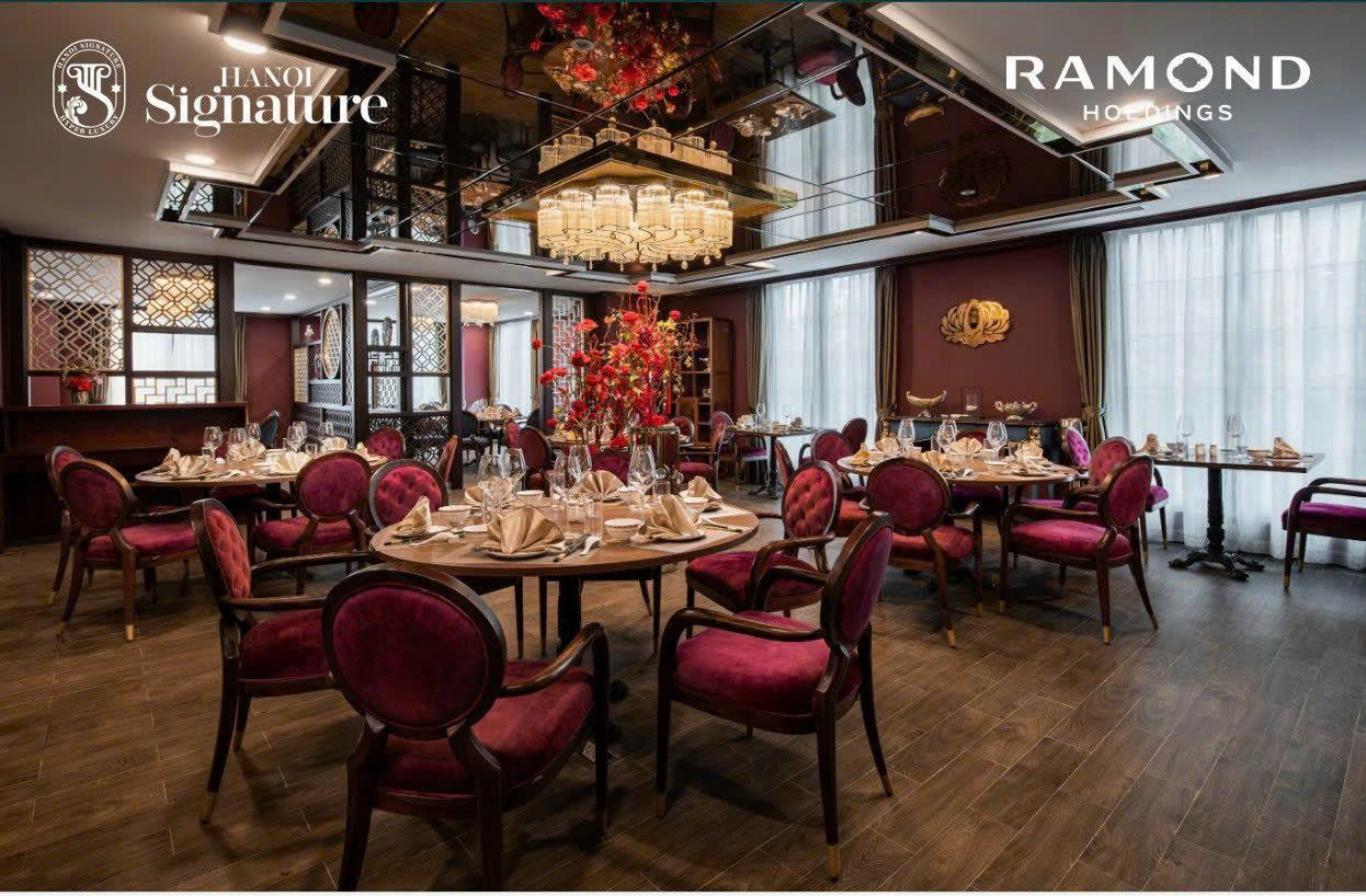 Khám phá M House ngôi nhà 3 tầng giấu mình giữa vườn cây xanh mướt