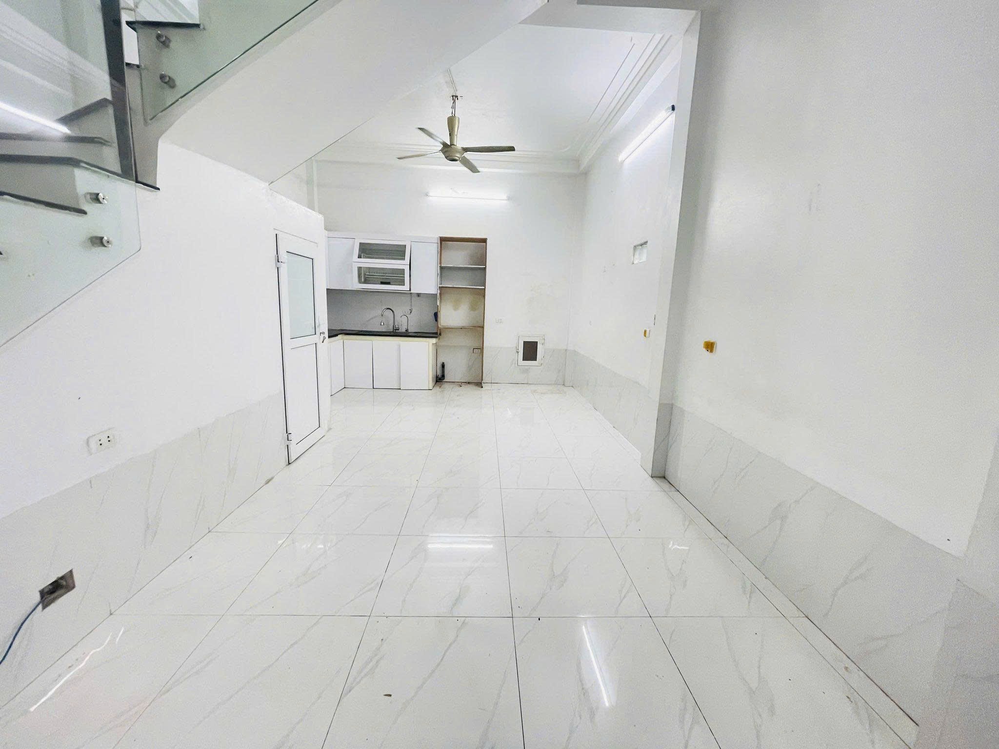 NGŨ HIỆP, THANH TRÌ, NHÀ 4 TẦNG MỚI KOONG NHỈNH 5 TỶ TÍ