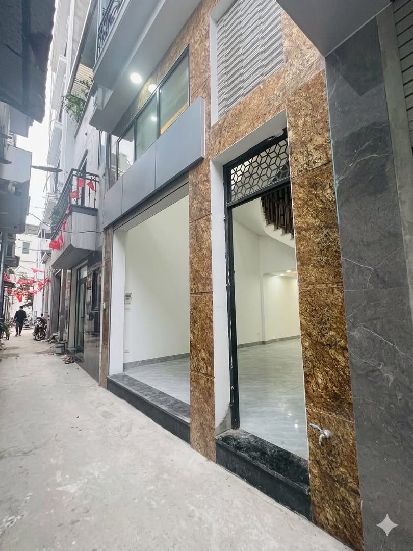 CỰC PHẨM NHÀ MỚI – HÀNG XÓM TOÀN CÔNG AN – 50M RA BÃI ĐỖ Ô TÔ VĨNH QUỲNH