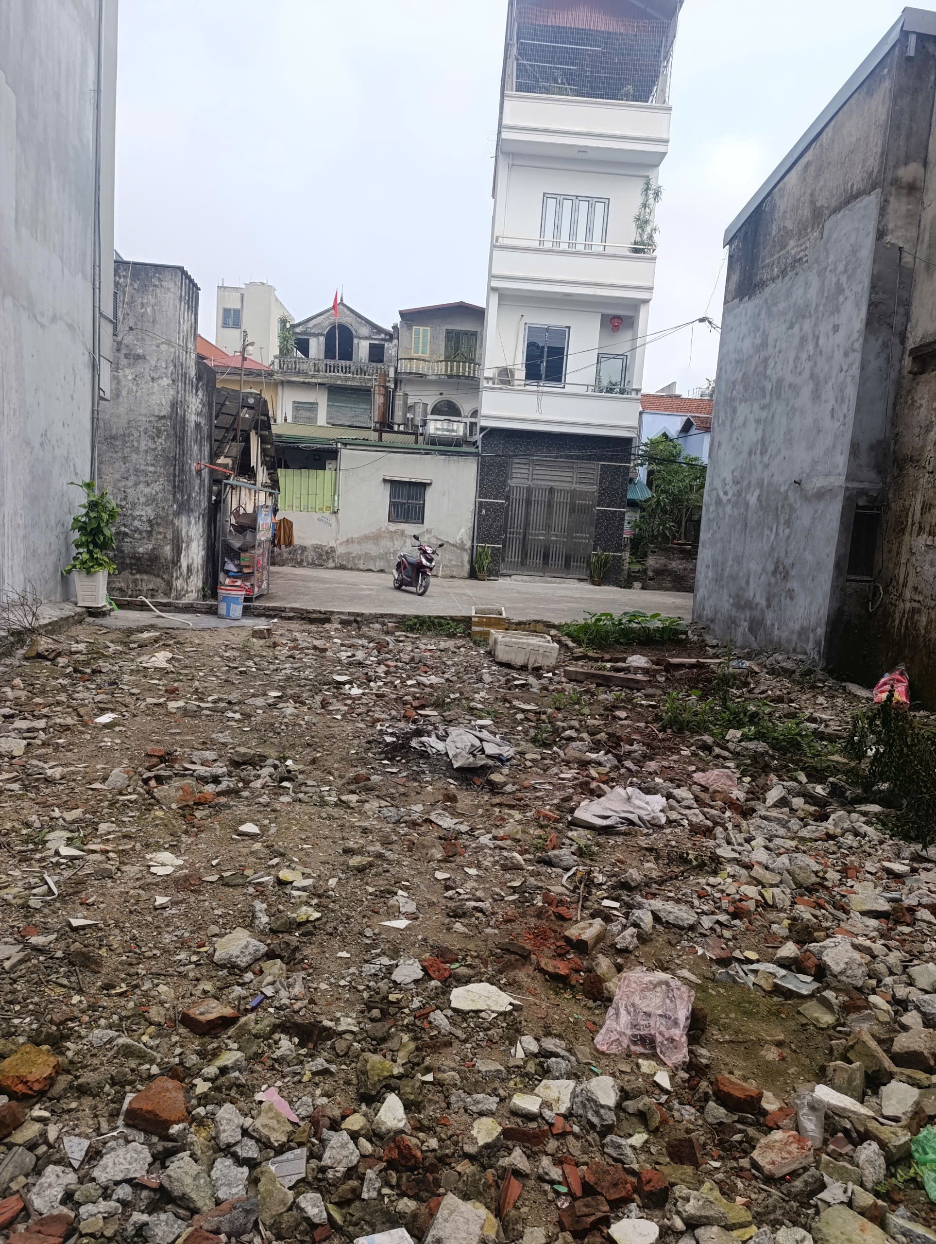 SIÊU PHẨM ĐẤT VÀNG LUYỆN KIM - THƯỜNG TÍN - SÁT VÀNH ĐAI 4 - CHỈ HƠN 6 TỶ •