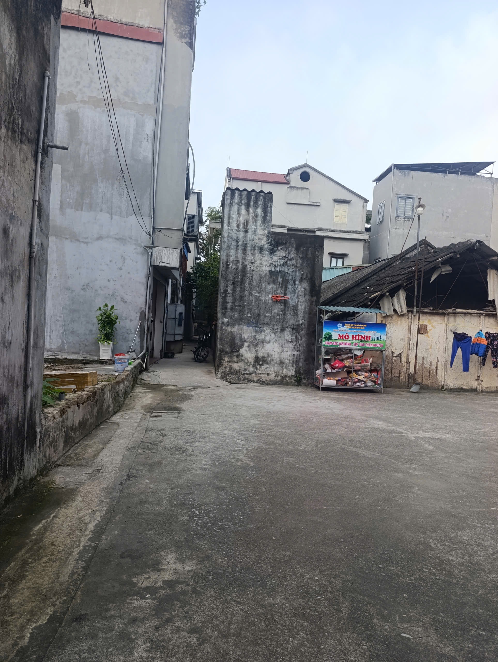 SIÊU PHẨM ĐẤT VÀNG LUYỆN KIM - THƯỜNG TÍN - SÁT VÀNH ĐAI 4 - CHỈ HƠN 6 TỶ • - 1