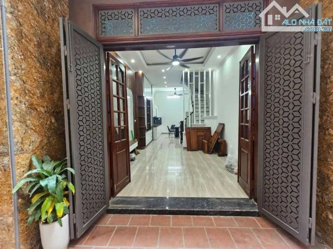 Nhà Hoàng Văn Thái Khương Trung Thanh Xuân 45m 12Tỷ 4Tầng Mt4m Phân Lô Quân Đội Ha Thoáng - 1