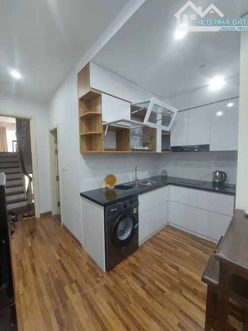 CHO THUÊ CĂN HỘ MỚI phố HUẾ ĐỦ ĐỒ ĐẸP 5 Sao, THANG MÁY, giá ưu đãi 7,5-10tr - 1