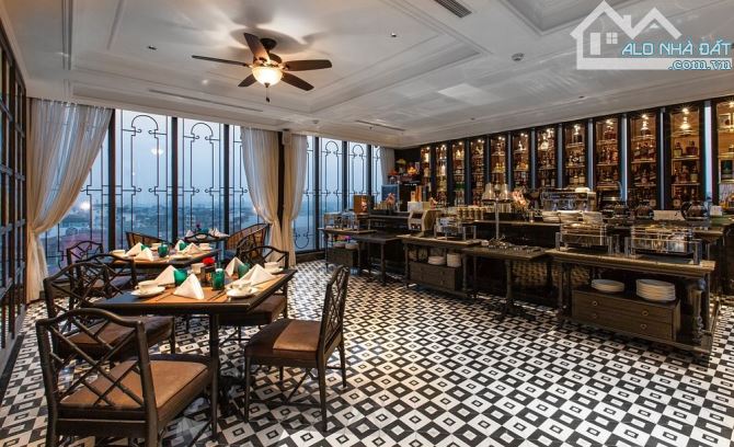 cần thuê khách sạn 3 sao - 100 phòng- quanh phố cổ, hà nội - 1