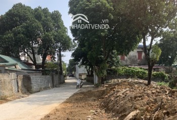 Bán gấp lô đất có diện tích 595,6m2 trong đó có 400m2 vị trí cao Dương Lương Sơn Hòa Bình