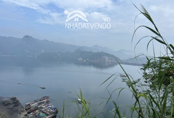 CẦN BÁN NHANH LÔ ĐẤT BÁM HỒ THUỶ ĐIỆN HOÀ BÌNH VIEW ĐẸP XUẤT SẮC