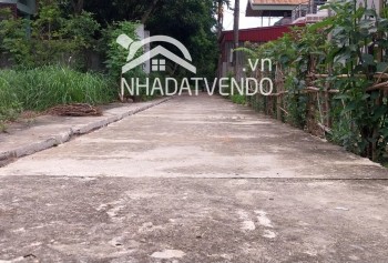 BÁN GẤP LÔ ĐẤT CÓ DT 400m2 FULL THỔ CƯ CHỈ CÁCH ĐƯỜNG QL6 CÓ 150m