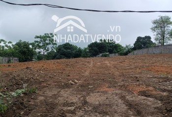 Bán gấp lô đất có diện tích 2852m2 trong đó có 200m2 thổ cư còn lại là đất trồng cây lâu năm