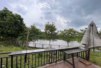 SIÊU PHẨM BÁM HỒ CỰC ĐẸP CÓ DT 9837m2 ĐÃ CÓ SẴN 2 CĂN HOMESTAY FULL NỘI THẤT CỰC ĐEP